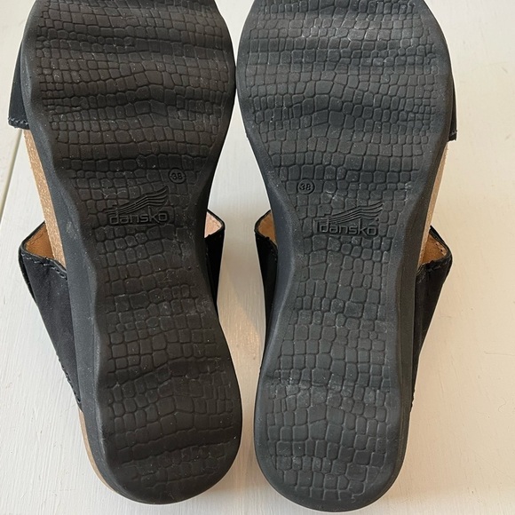 Dansko Maddy Black Strappy Leather Cork Sandals Size 38 US 7-7.5 Comfort Womens - Picture 10 of 14